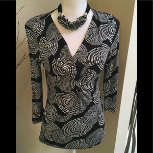 NWOT Cable and Gauge knit top